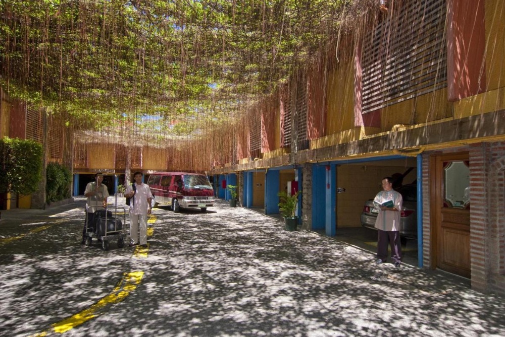 Pinoy Pamilya Hotel Image 11